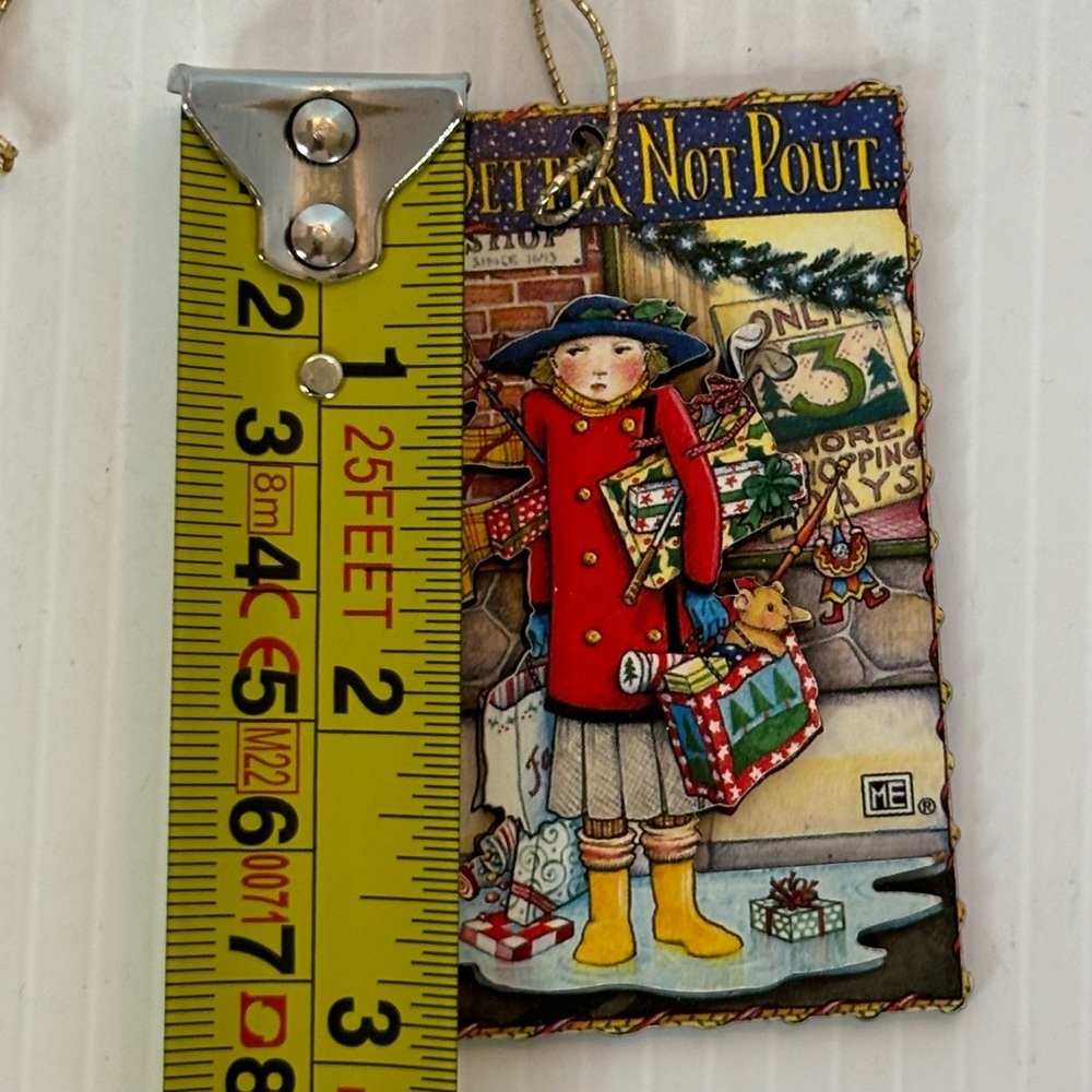 Vtg Wood MARY ENGELBREIT XMAS ORNAMENT BETTER NOT POUT  Gift Tag 3D Laser Cut - Picture 3 of 4